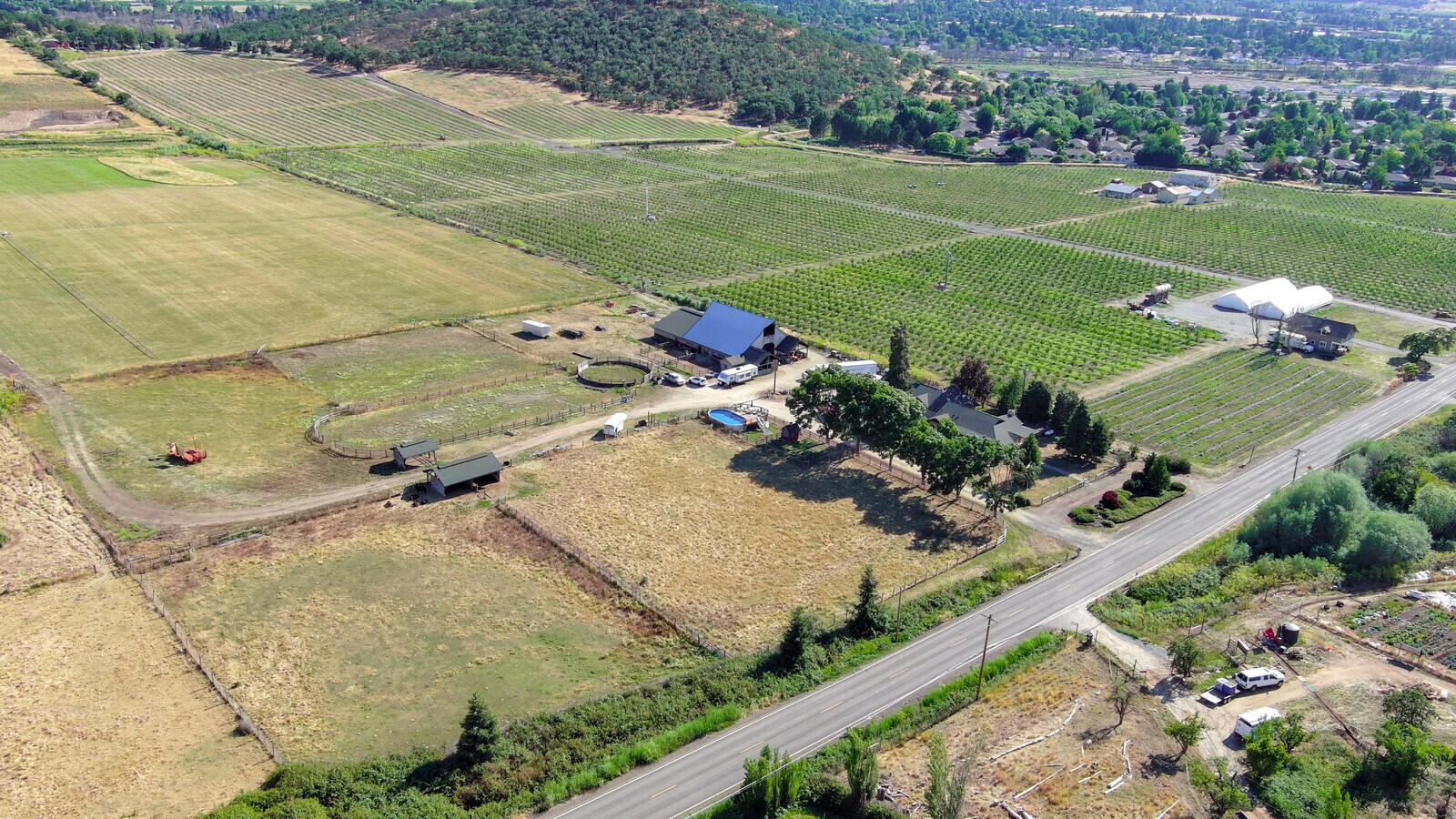 4450 Fern Valley Road Medford, OR 97504 - Photo 48 of 74 z24