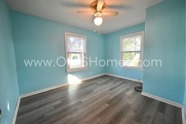 $2,300 | 305 Okaloosa Road Northeast, Fort Walton Beach, FL 32548