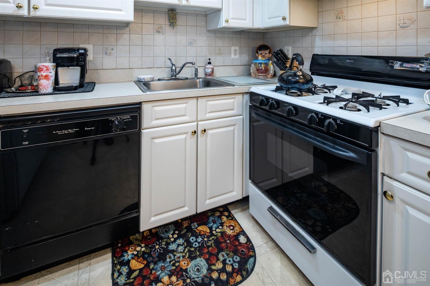 167 Prestwick Way, Unit 167 Edison, NJ 08820 - Photo 7 of 20 Gallery Image 7