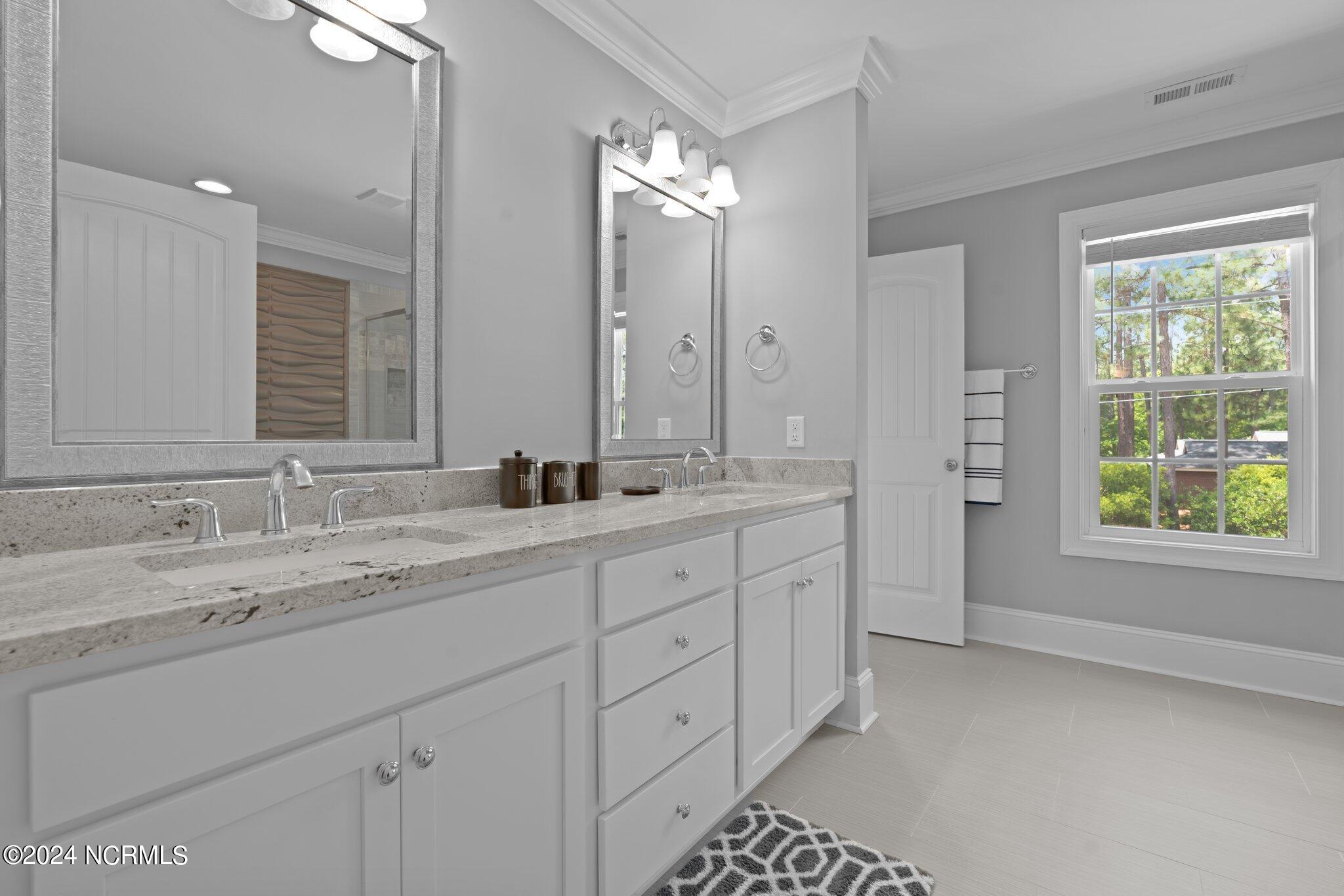 175 Hillard Road Pinehurst, NC 28374 - Photo 25 of 43 Primary Bath-mls-DSC07581