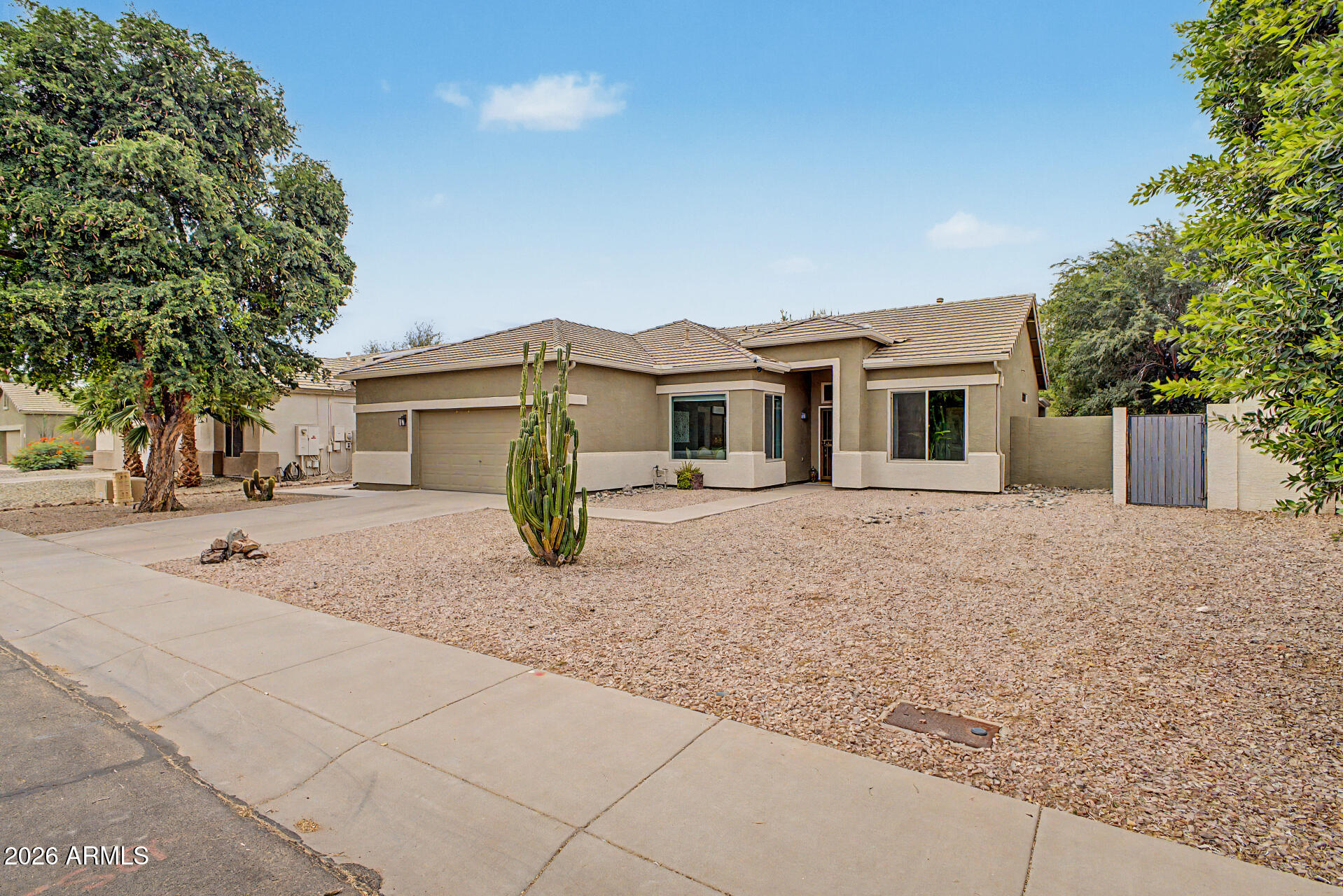 106 East Smoke Tree Road Gilbert, AZ 85296 - Photo 3 of 27 1 - Smoke Tree