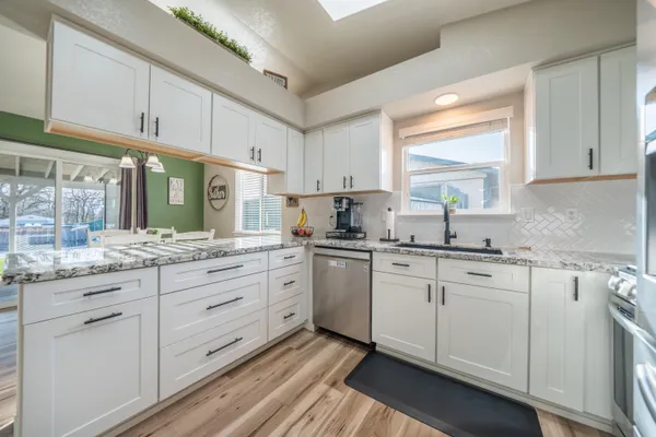 $399,000 | 1837 Stetson Way, Redding, CA 96003