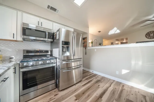 $399,000 | 1837 Stetson Way, Redding, CA 96003