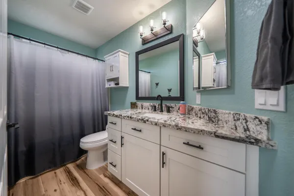 $399,000 | 1837 Stetson Way, Redding, CA 96003