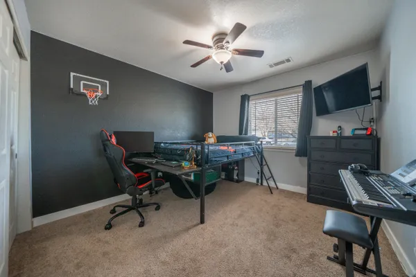 $399,000 | 1837 Stetson Way, Redding, CA 96003