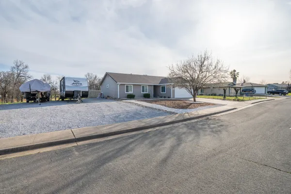 $399,000 | 1837 Stetson Way, Redding, CA 96003