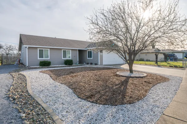 $399,000 | 1837 Stetson Way, Redding, CA 96003