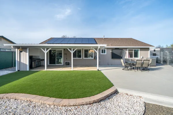 $399,000 | 1837 Stetson Way, Redding, CA 96003