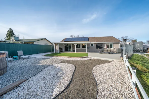 $399,000 | 1837 Stetson Way, Redding, CA 96003