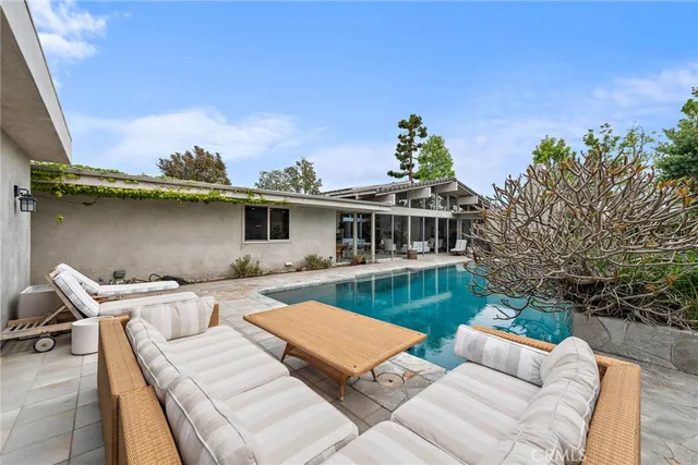 $25,000 | 1401 Lincoln Lane, Newport Beach, CA 92660