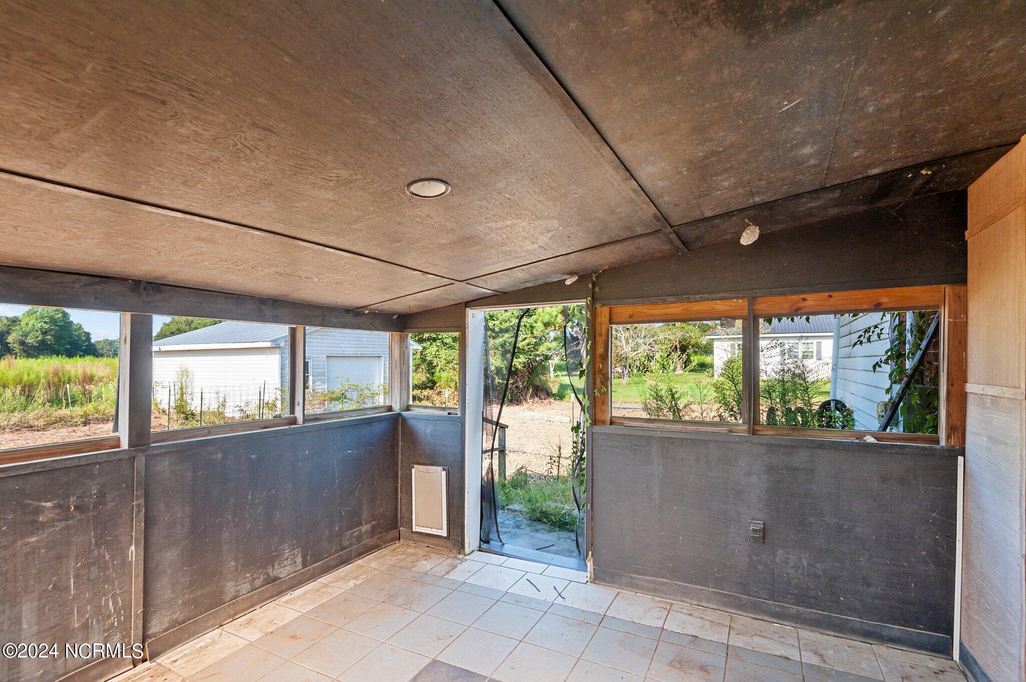 3335 Saw Mill Road Grifton, NC 28530 - Photo 12 of 44 12-web-or-mls-_DSC4695