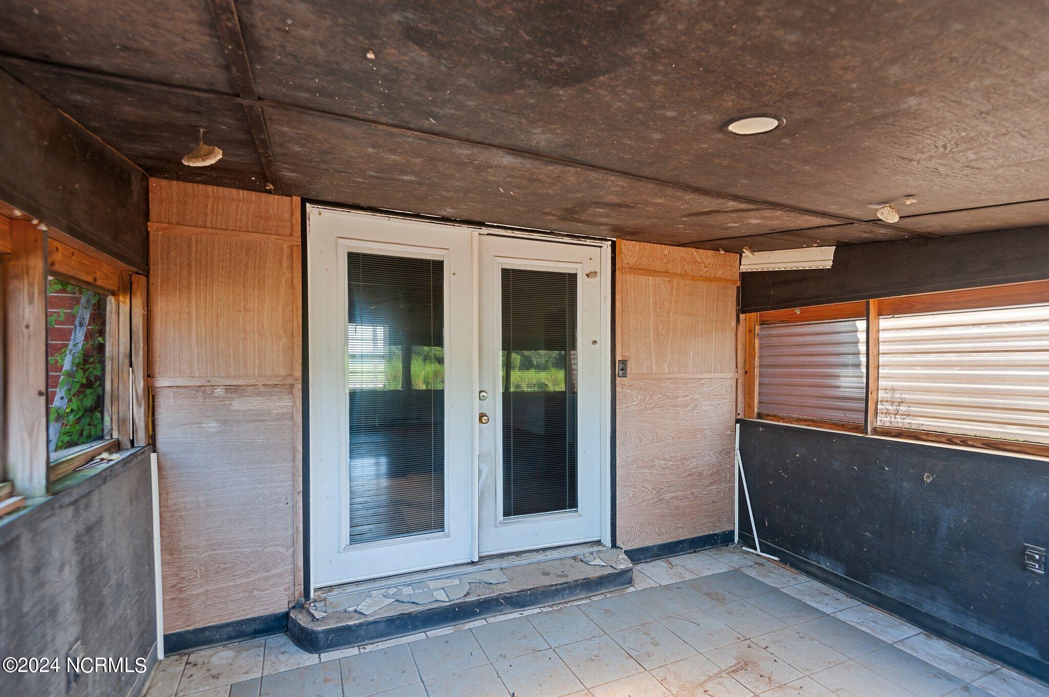 3335 Saw Mill Road Grifton, NC 28530 - Photo 13 of 44 13-web-or-mls-_DSC4700