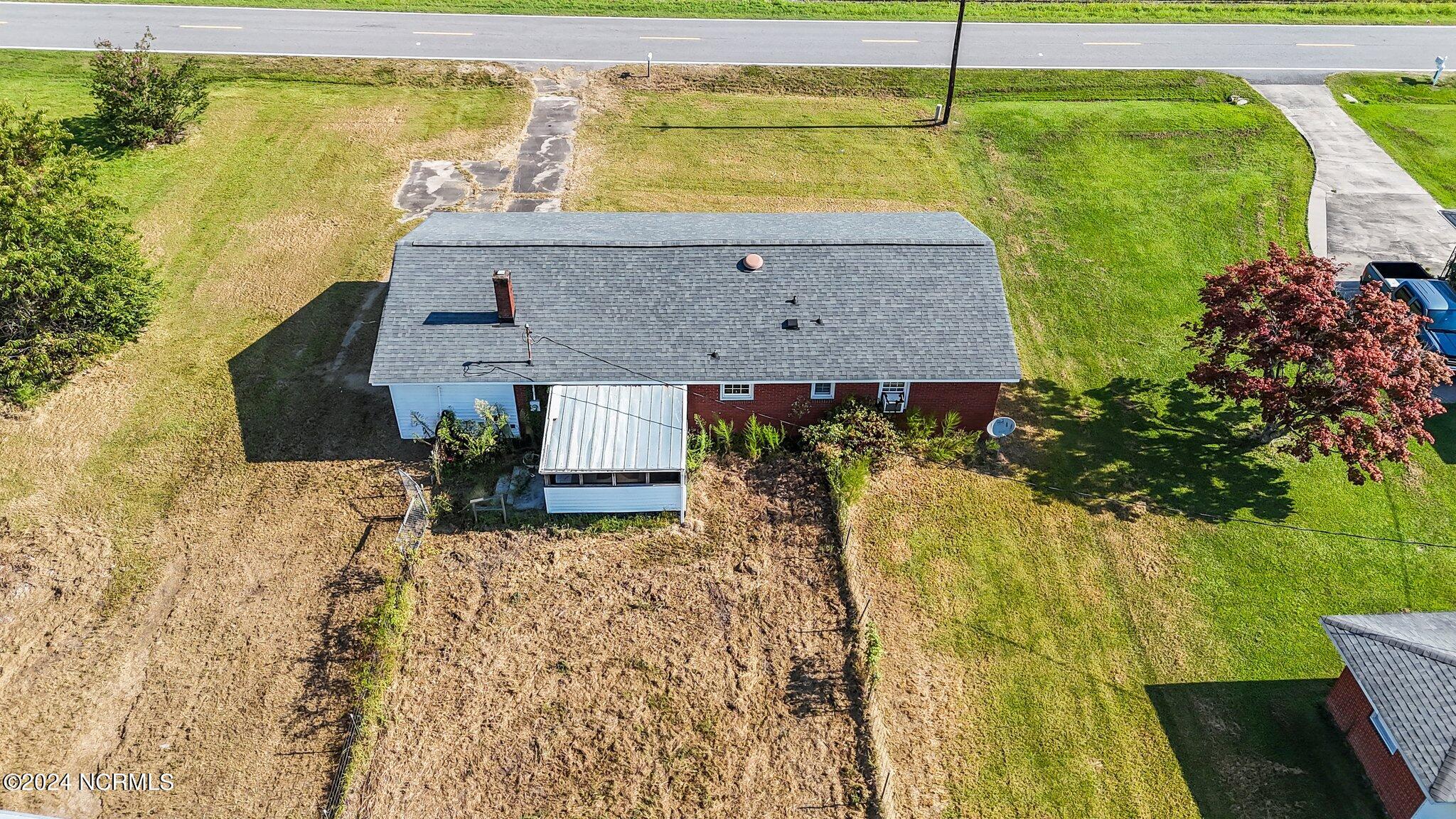 3335 Saw Mill Road Grifton, NC 28530 - Photo 31 of 44 31-web-or-mls-DJI_20240829093948_0684_D
