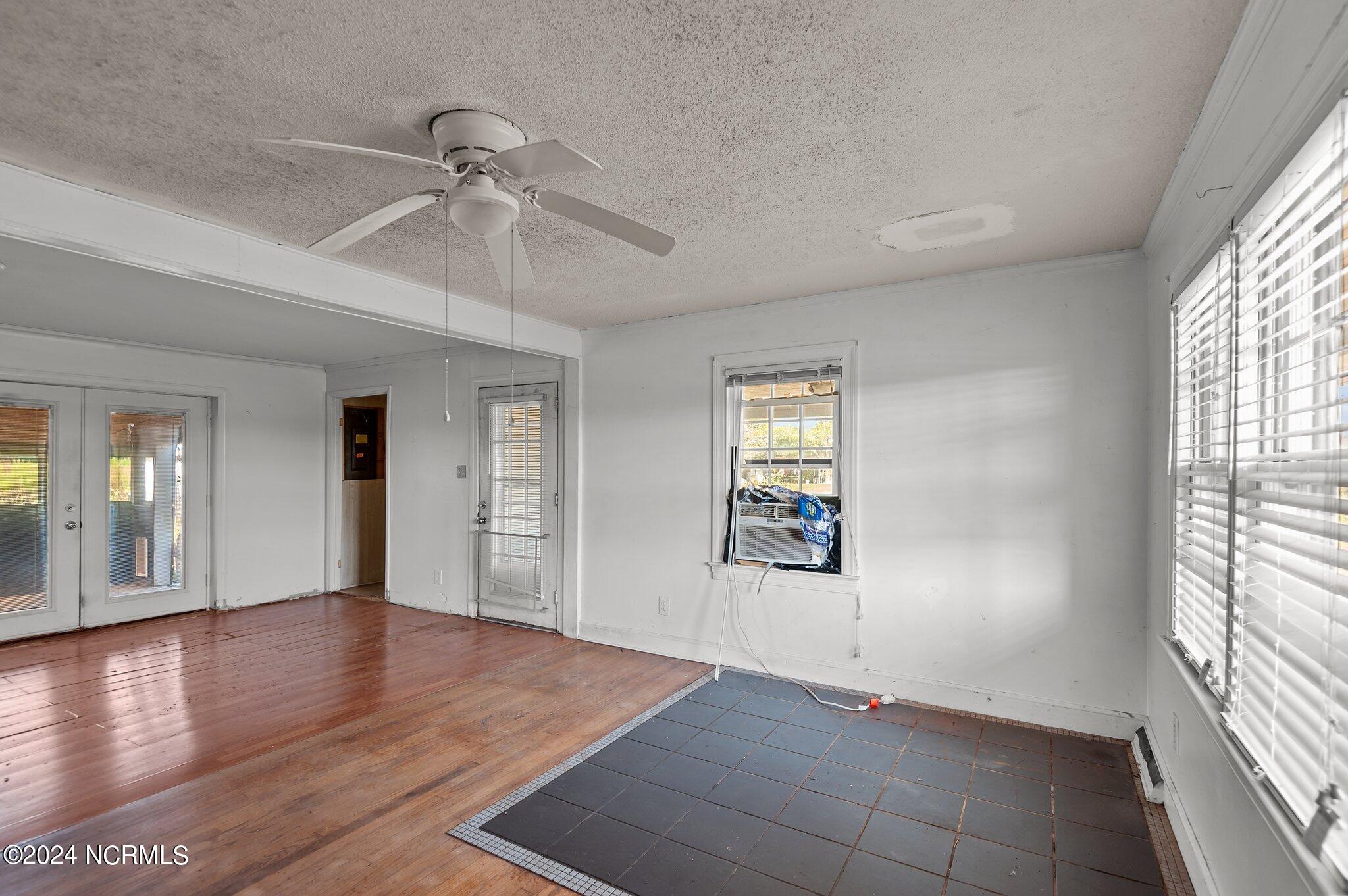 3335 Saw Mill Road Grifton, NC 28530 - Photo 6 of 44 6-web-or-mls-_DSC4666