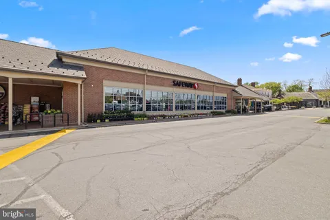 $1,247,000 | 11112 Broad Green Drive, Potomac, MD 20854
