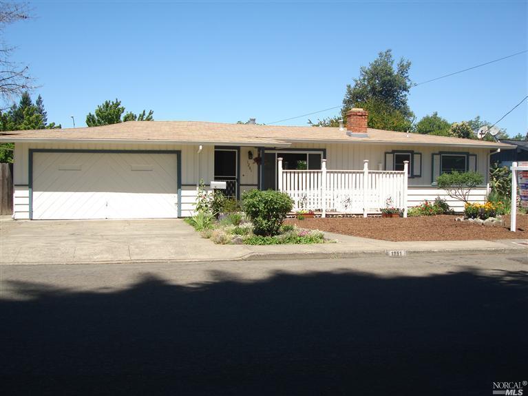 Great curb appeal!