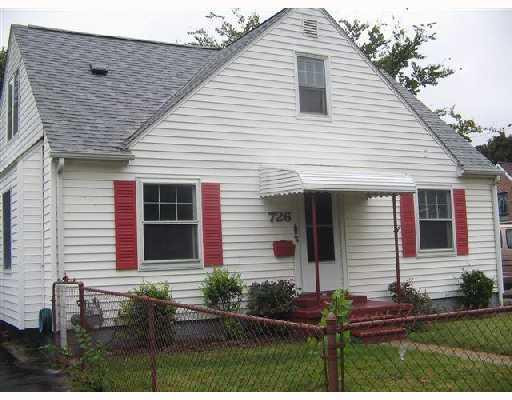 726 North Prospect Road Ypsilanti, MI 48198 - Photo 1 of 8 Photo 1