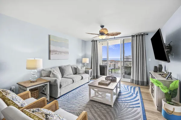 $499,000 | 970 Highway 98, Unit 806, Destin, FL 32541
