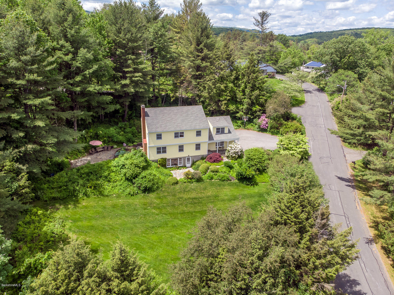 29 Hawthorne Road Williamstown, MA 01267 - Photo 39 of 40 Aerial