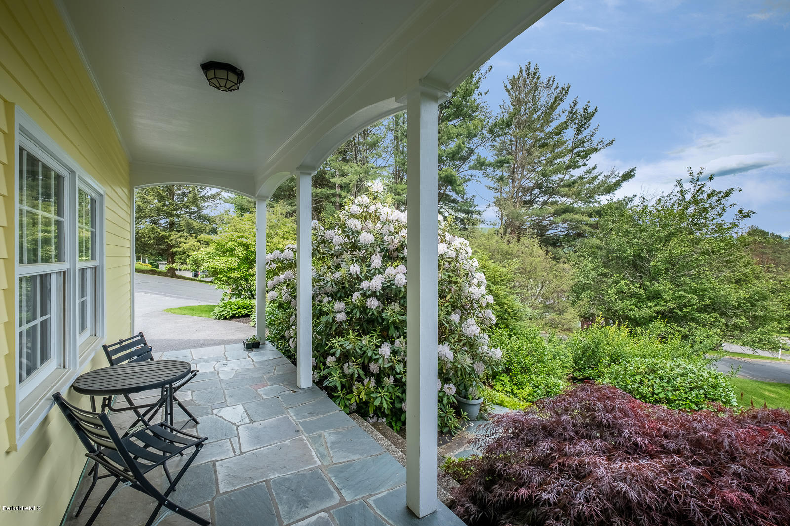 29 Hawthorne Road Williamstown, MA 01267 - Photo 6 of 40 Front porch