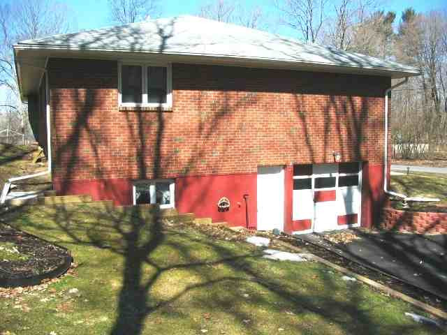197 Vanderzee Road Ravena, NY 12143 - Photo 2 of 12 Photo 2
