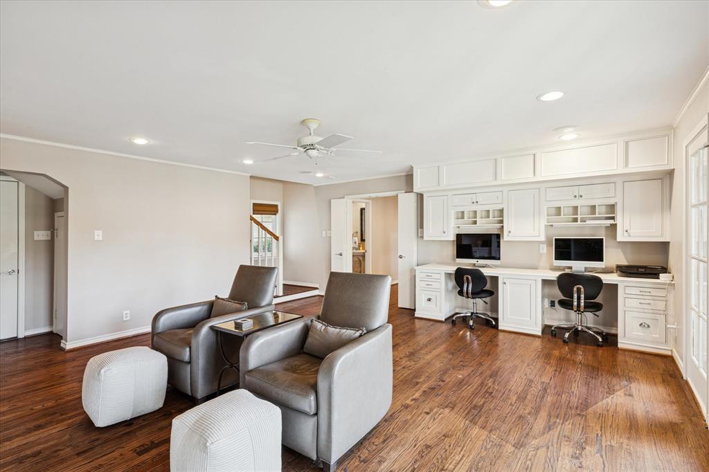 12650 Harriet Circle Dallas, TX 75244 - Photo 14 of 30 a living room with furniture and a wooden floor
