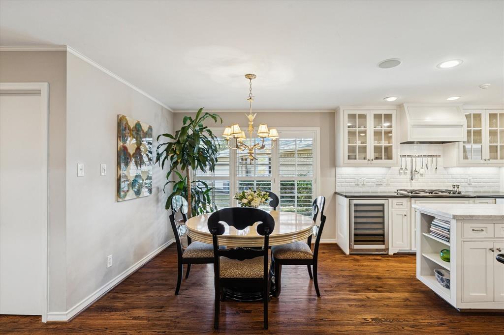 12650 Harriet Circle Dallas, TX 75244 - Photo 9 of 30 a dining room with furniture and window