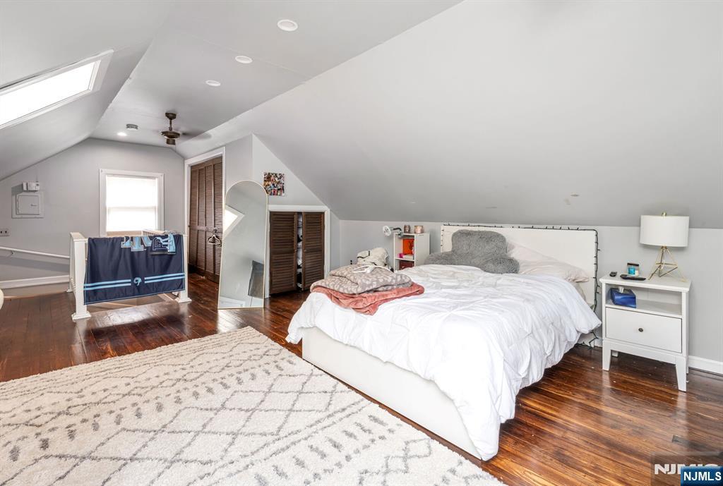 19 Christopher Place Ridgewood, NJ 07450 - Photo 25 of 34 Gallery Image 25