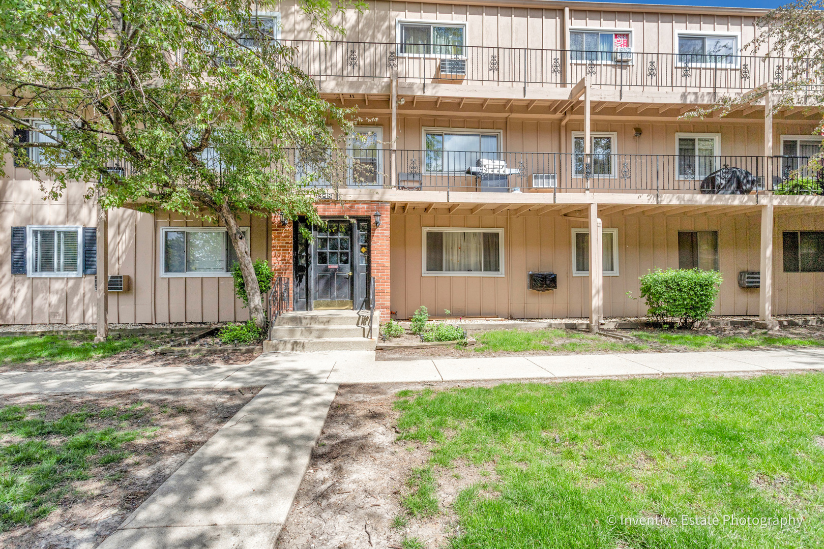 2506 West Algonquin Road, Unit 18 Rolling Meadows, IL 60008 - Photo 2 of 21