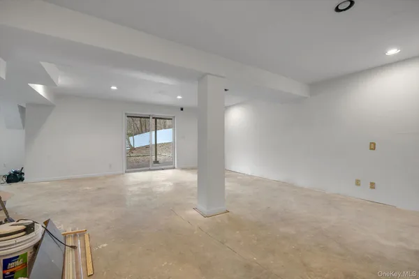 $865,000 | 4 Greenlawn Road, Cortlandt Manor, NY 10567