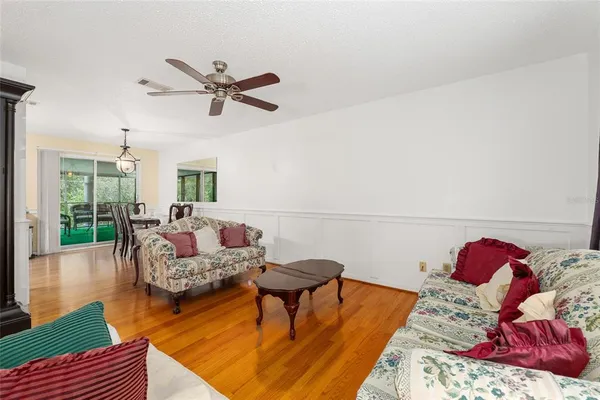 $365,000 | 505 Northwest 37 Place, Gainesville, FL 32609