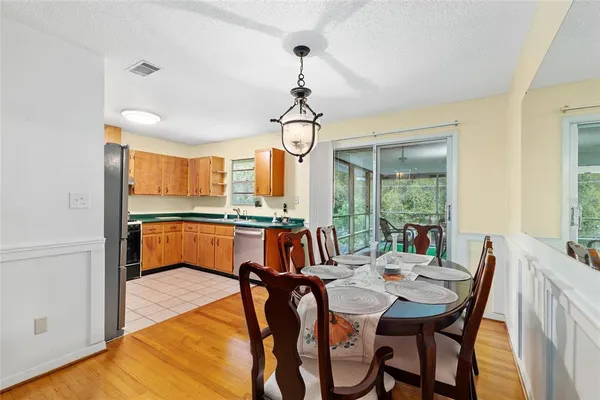 $365,000 | 505 Northwest 37 Place, Gainesville, FL 32609