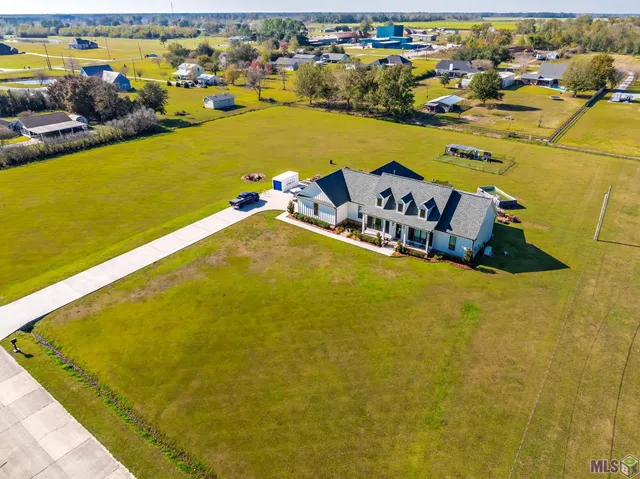$730,000 | 131 Peanut Lane, Thibodaux, LA 70301