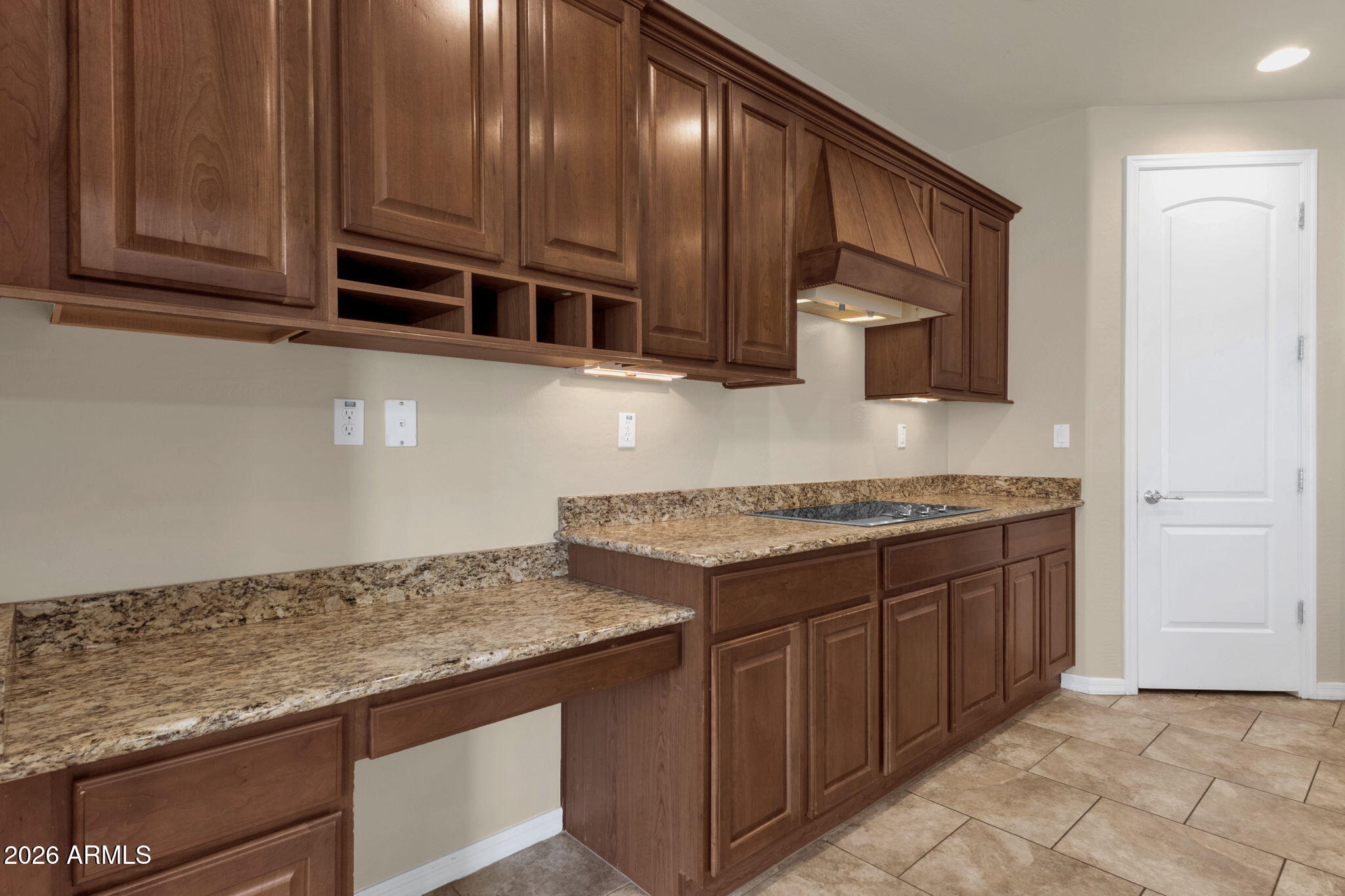 3927 East Waller Lane Phoenix, AZ 85050 - Photo 25 of 63 Kitchen