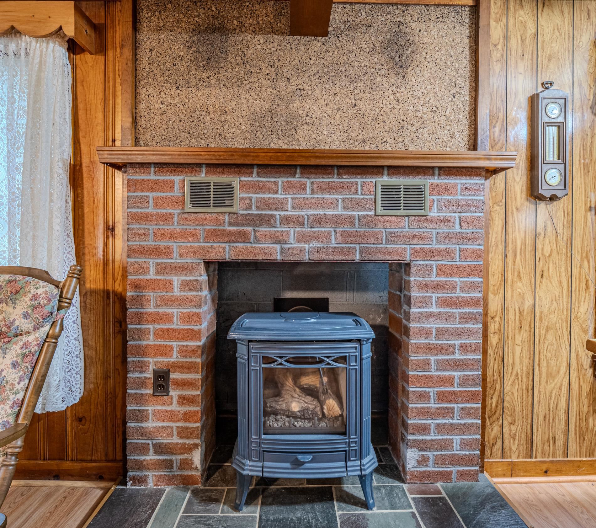 14 Brayton Road Poultney, VT 05764 - Photo 11 of 28