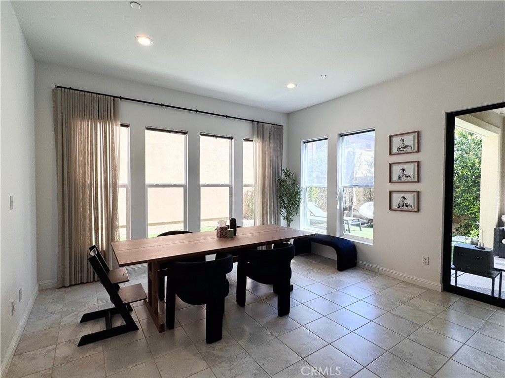 20816 Pine Cone Circle Porter Ranch, CA 91326 - Photo 6 of 19 Dinning room