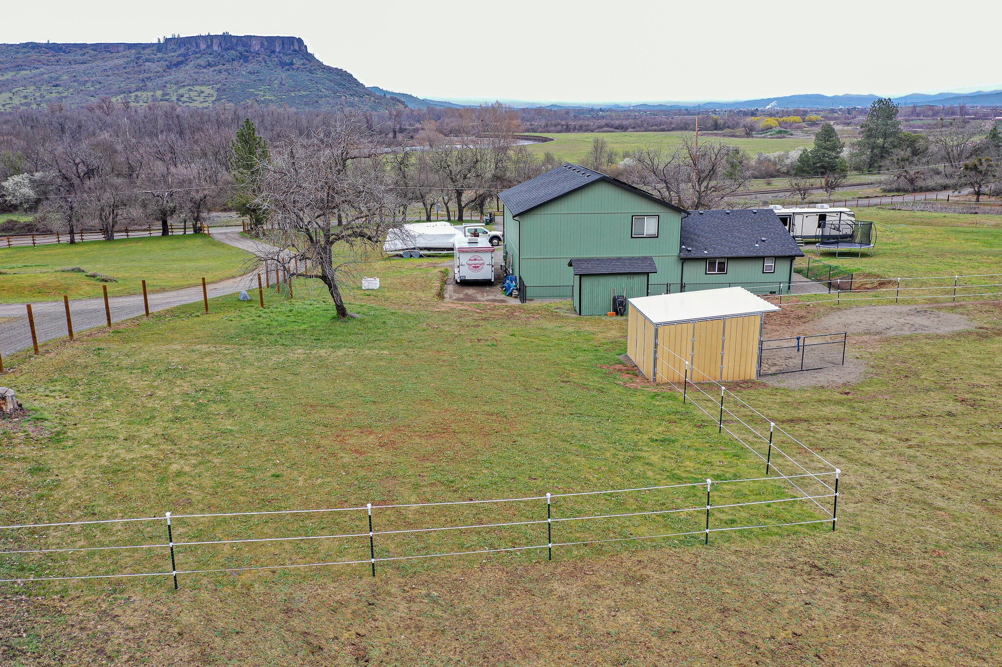 8067 Gold Ray Road Central Point, OR 97502 - Photo 7 of 28 DJI_0974