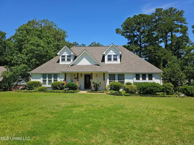 $415,000 | 707 Pine Valley, Pearl, MS 39208