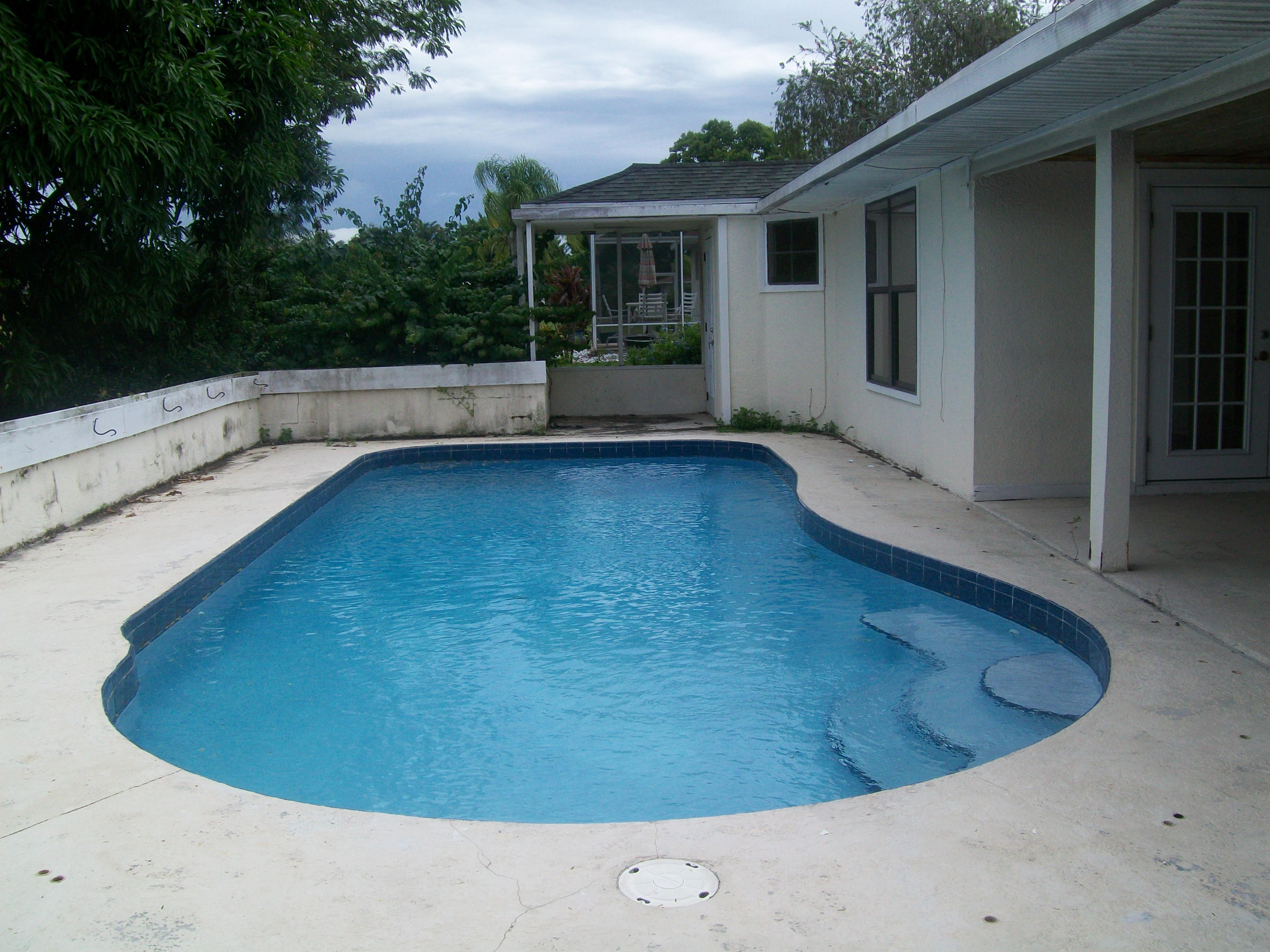 2913 Southeast Bella Road Port St. Lucie, FL 34984 - Photo 2 of 26 pool