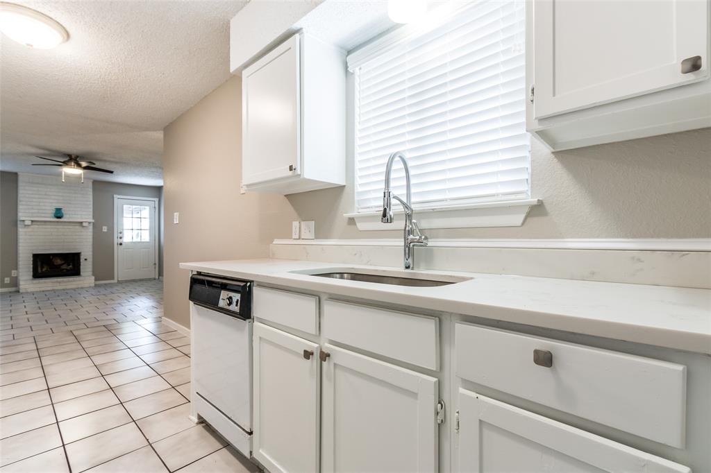 2311 Burleson Road, Unit B Austin, TX 78741 - Photo 12 of 24