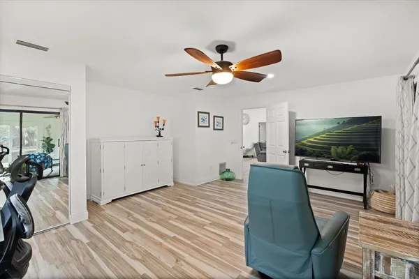 $429,999 | 1511 Riveredge Court, Astor, FL 32102