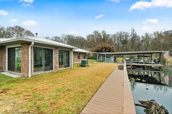 $429,999 | 1511 Riveredge Court, Astor, FL 32102