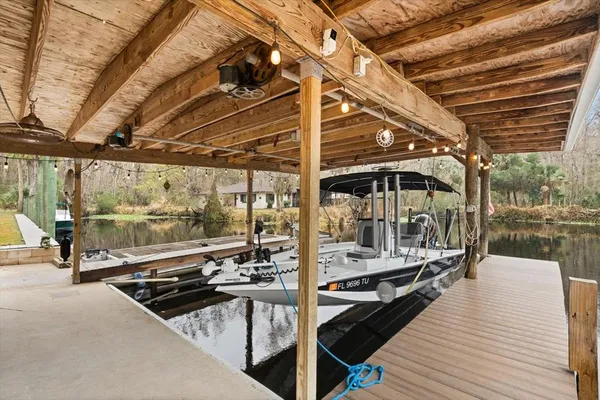 $429,999 | 1511 Riveredge Court, Astor, FL 32102