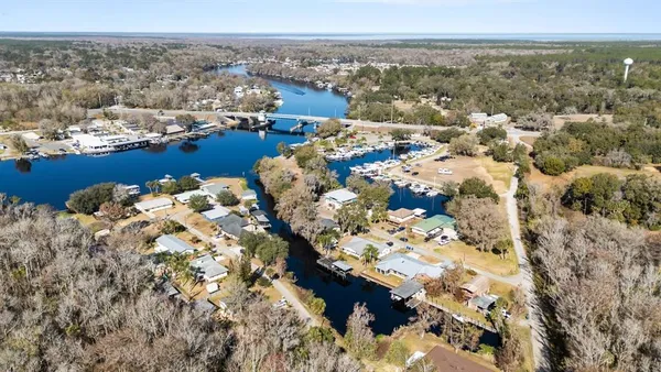 $429,999 | 1511 Riveredge Court, Astor, FL 32102