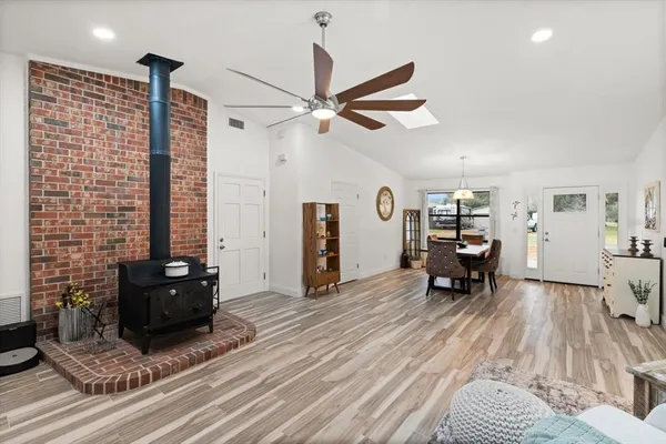 $429,999 | 1511 Riveredge Court, Astor, FL 32102