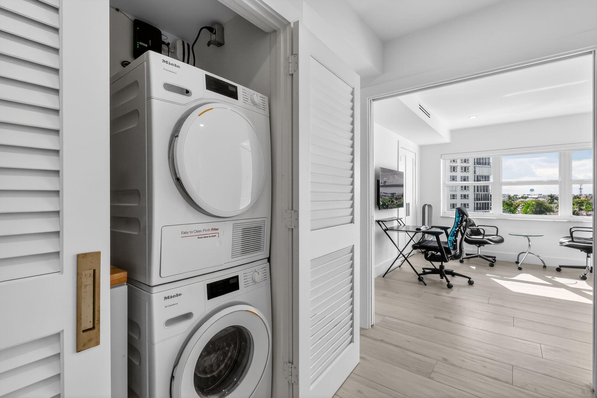 1000 Lowry Street, Unit 6J Delray Beach, FL 33483 - Photo 49 of 63 Laundry closet