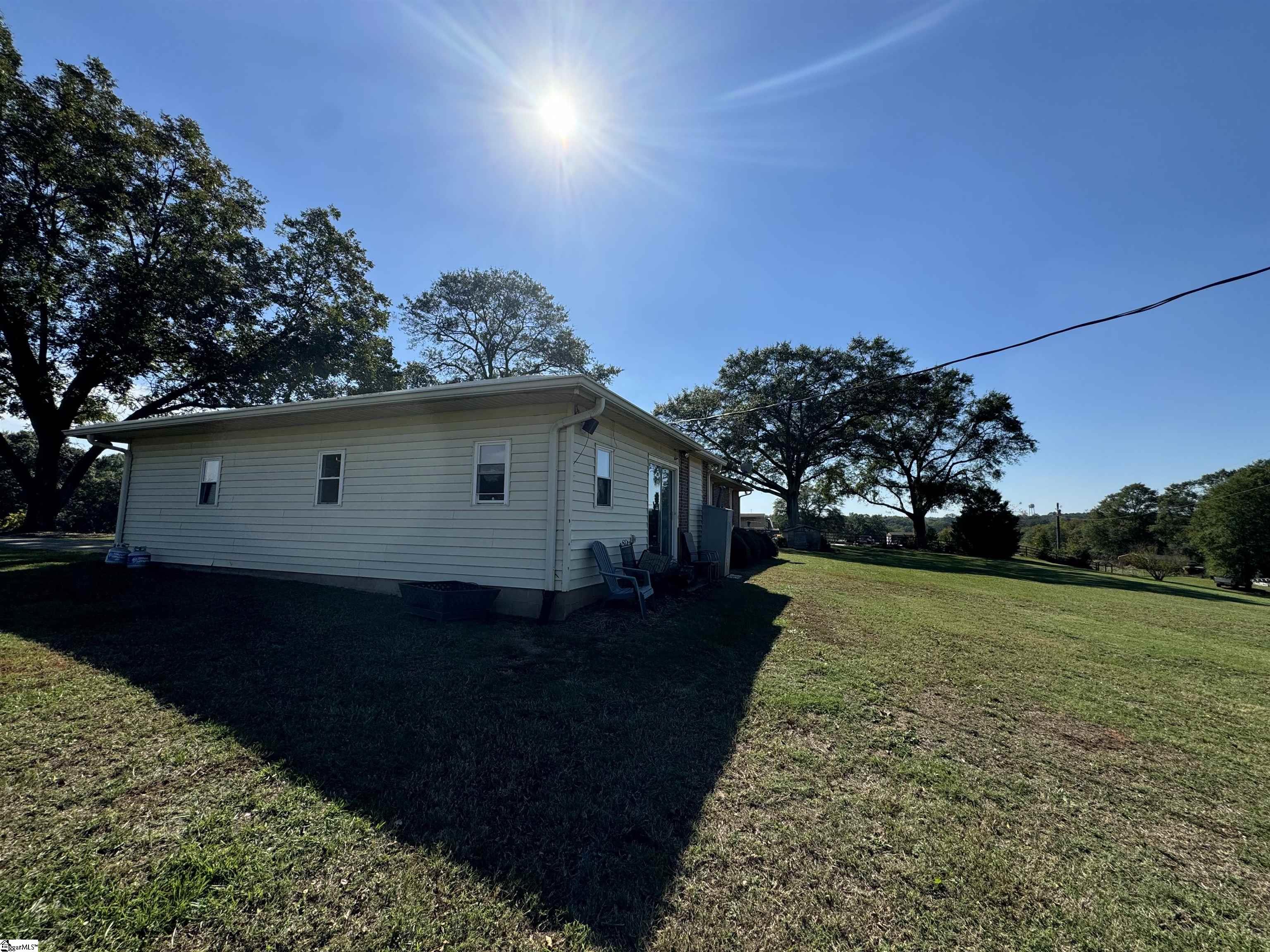 124 Donald Drive Pendleton, SC 29670 - Photo 4 of 35