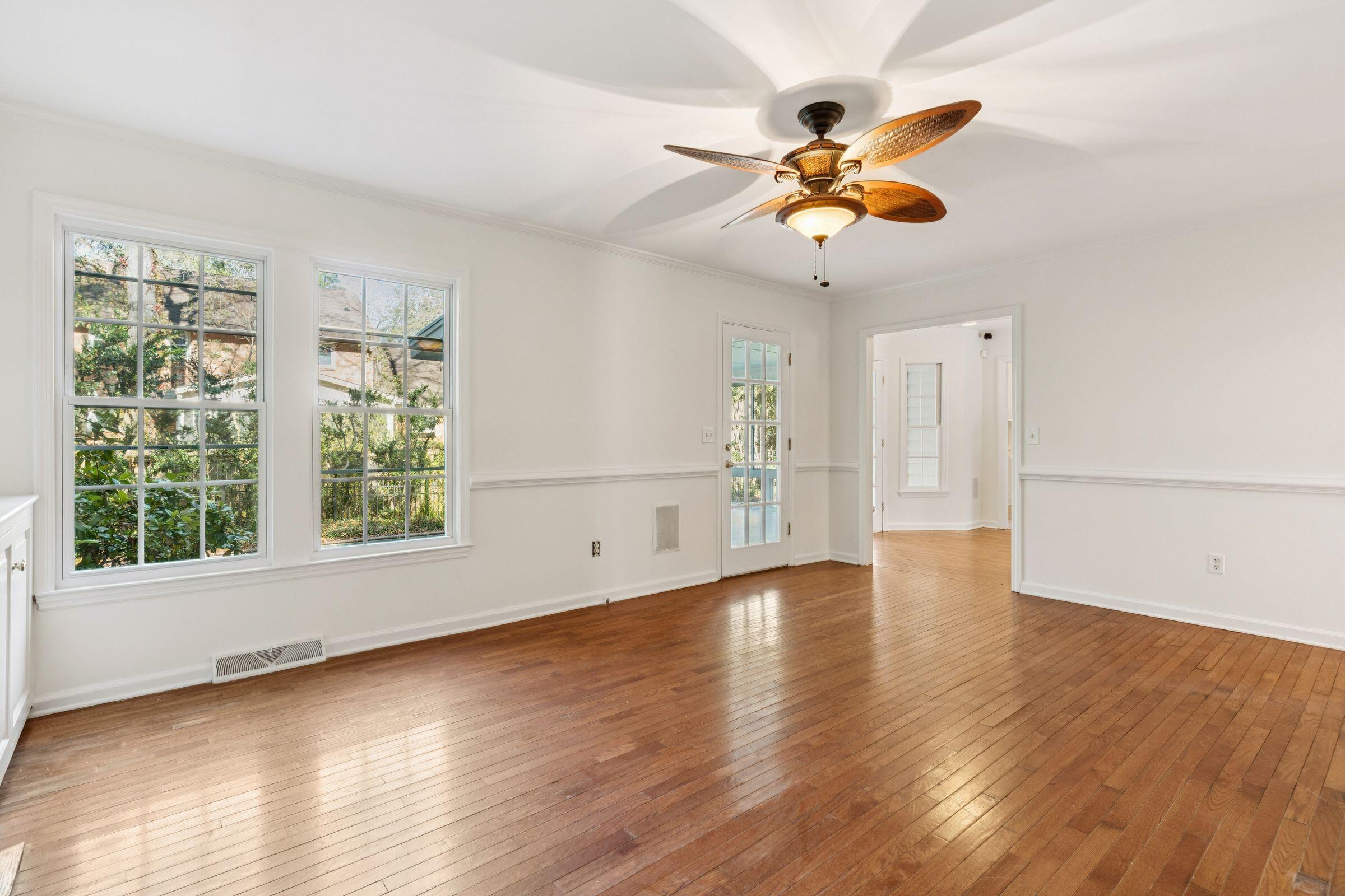 1063 Plantation Lane Mount Pleasant, SC 29464 - Photo 14 of 35 1063 Plantation Lane-KeenEye-016