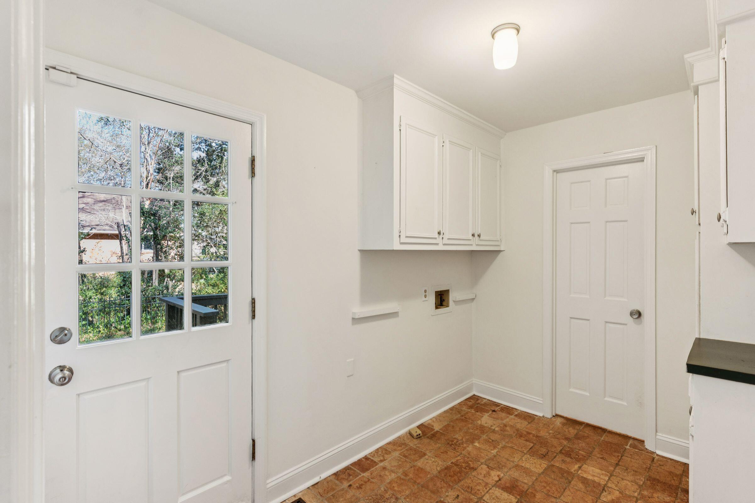 1063 Plantation Lane Mount Pleasant, SC 29464 - Photo 15 of 35 1063 Plantation Lane-KeenEye-017