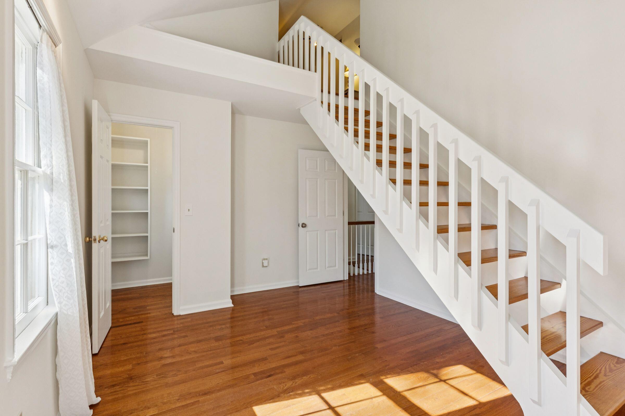 1063 Plantation Lane Mount Pleasant, SC 29464 - Photo 24 of 35 1063 Plantation Lane-KeenEye-025